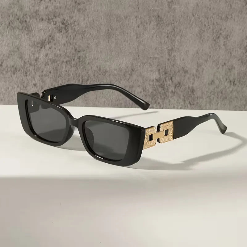 Sunglasses with Rectangular Frame