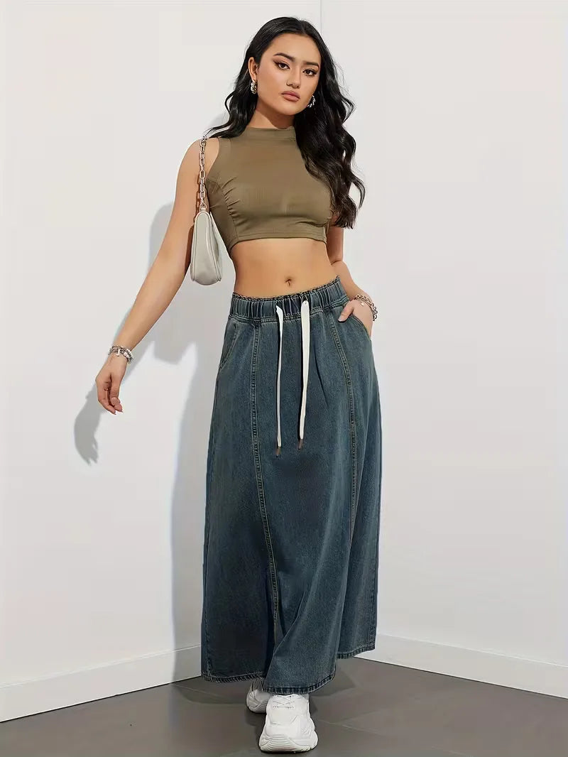 Denim skirt with elastic waistband