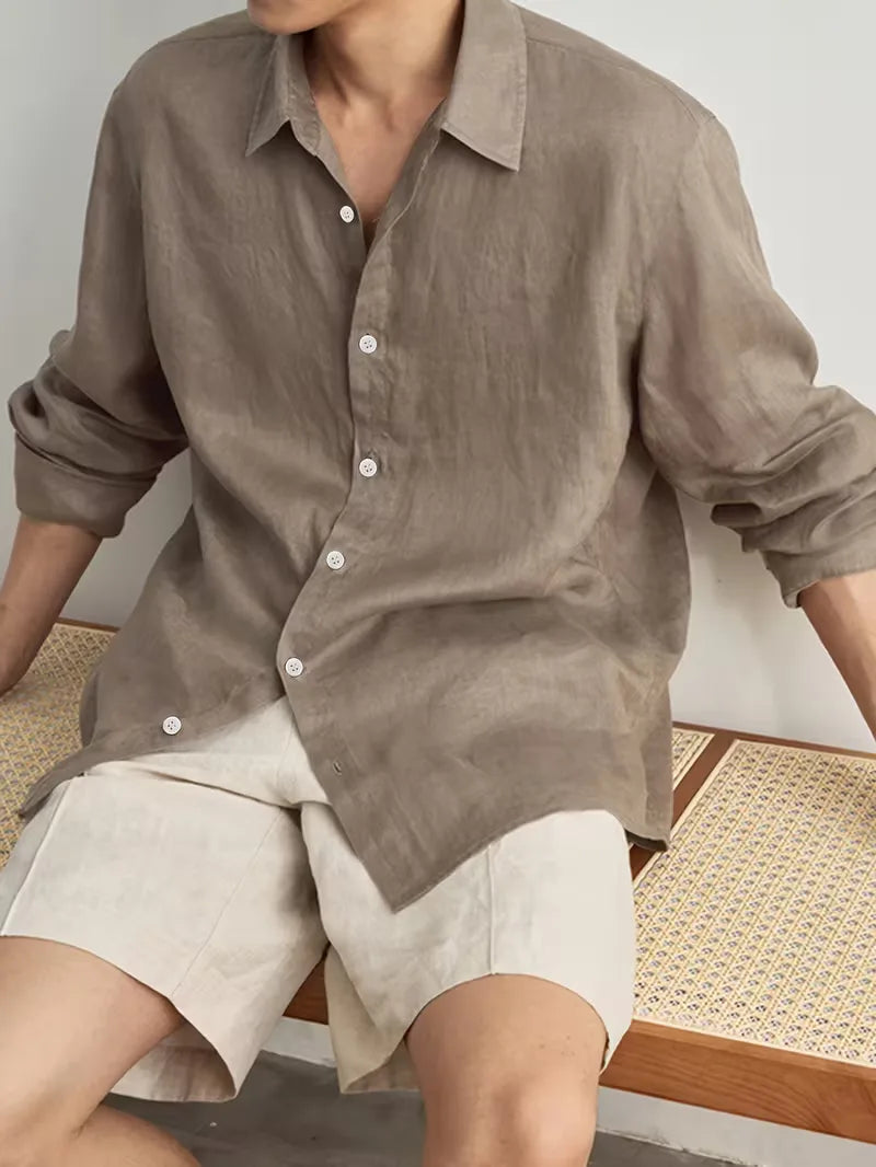 Casual men's shirt with long sleeves