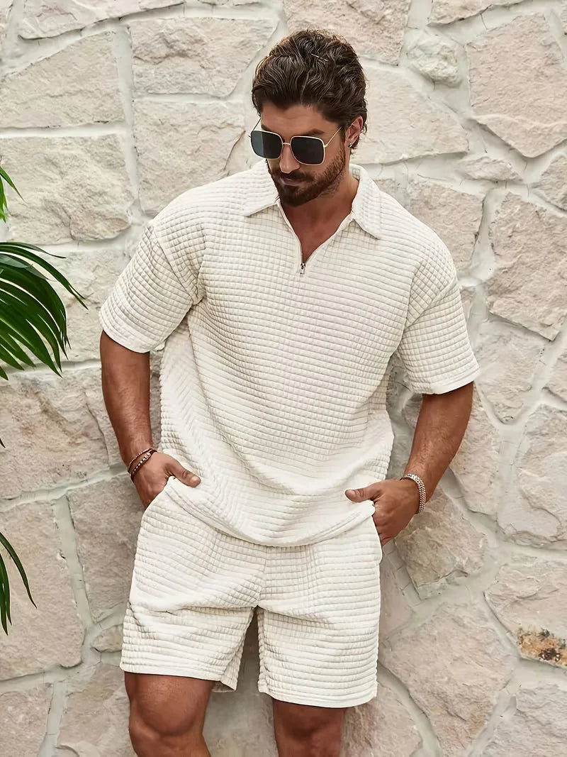 Set with V-neck and texture