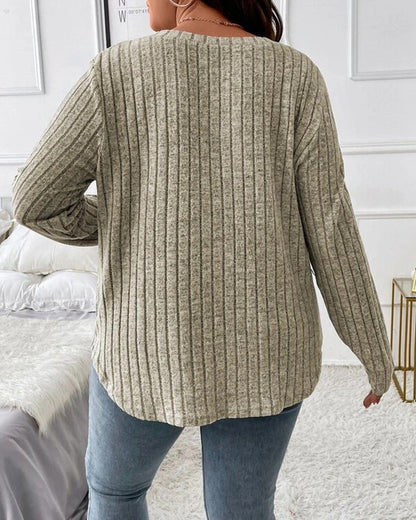 Plain colour sweater with long sleeves