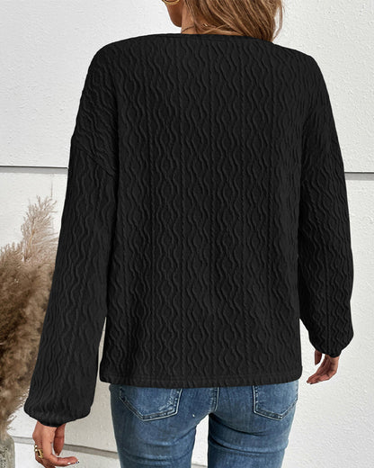 Plain top with buttons
