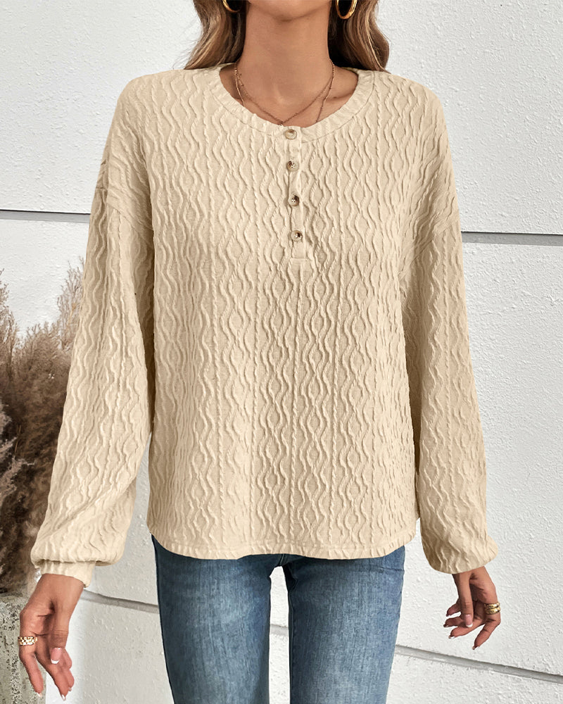 Plain top with buttons