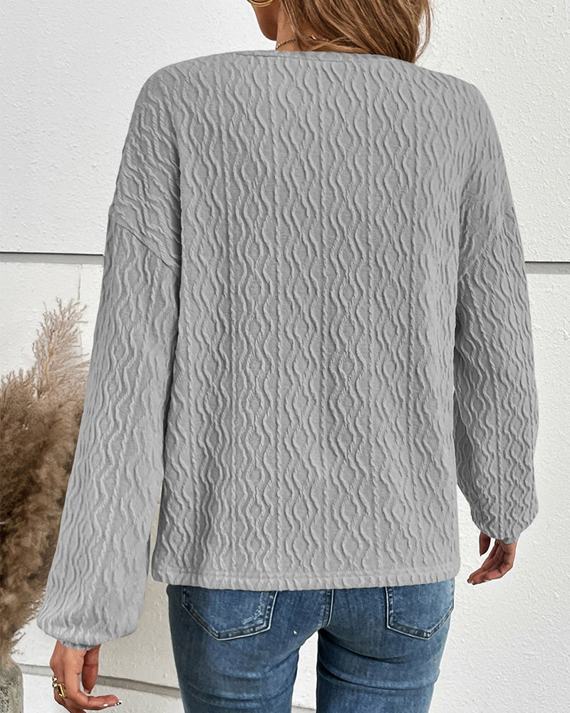 Plain top with buttons