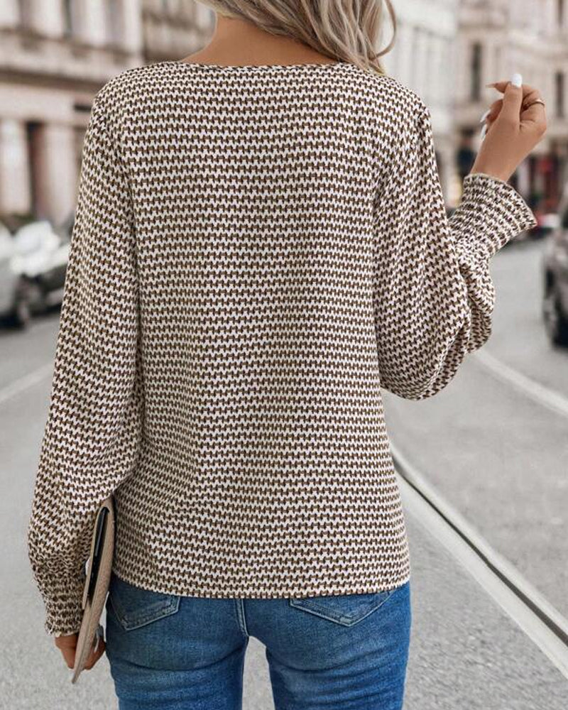 Elegant Blouse with V-neck