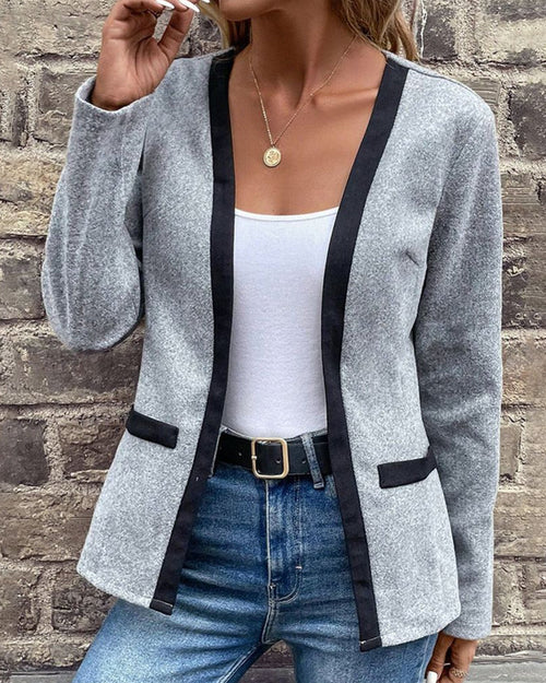 Elegant knitted jacket in a contrasting colour
