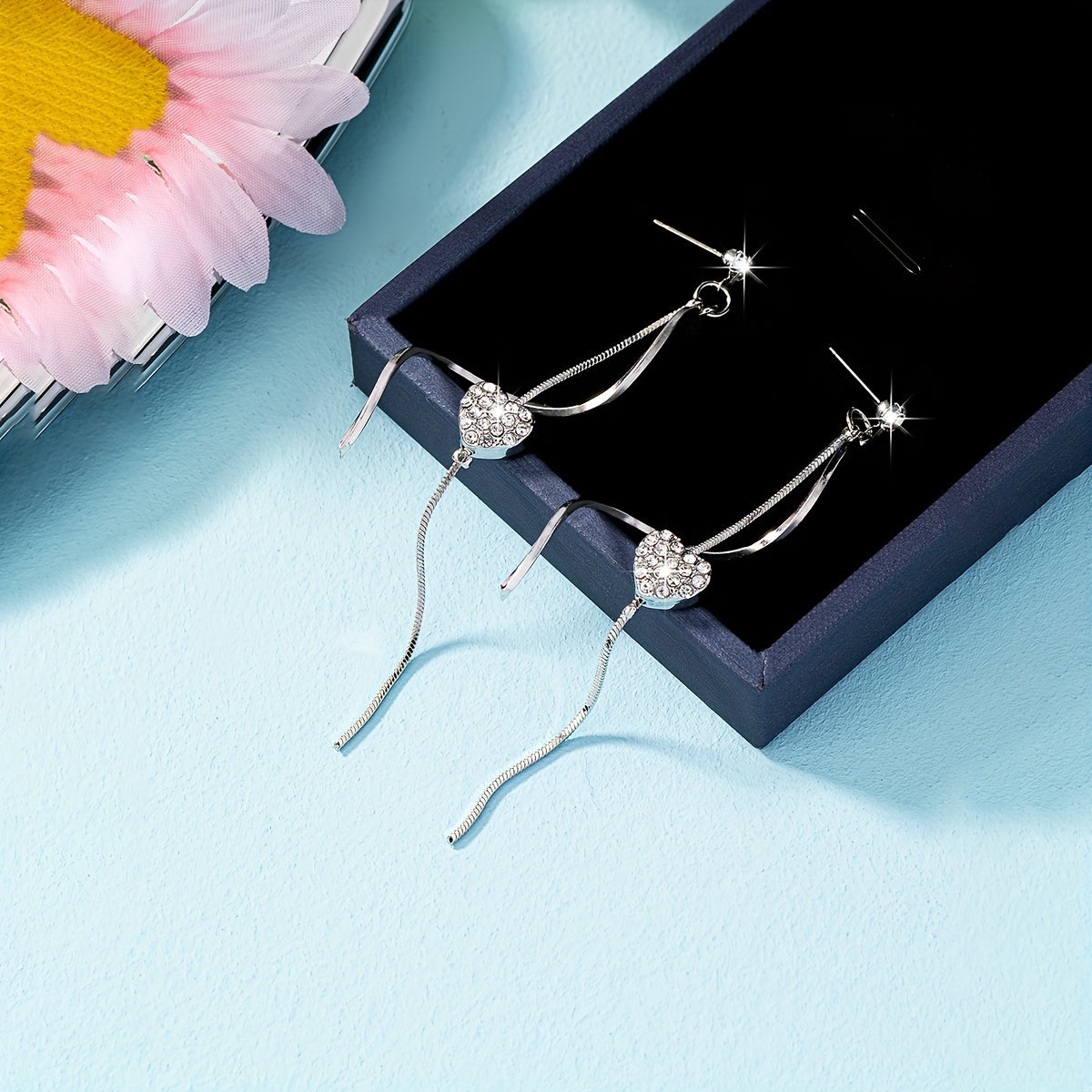 Emma | Black heart design spiral line dangle earrings