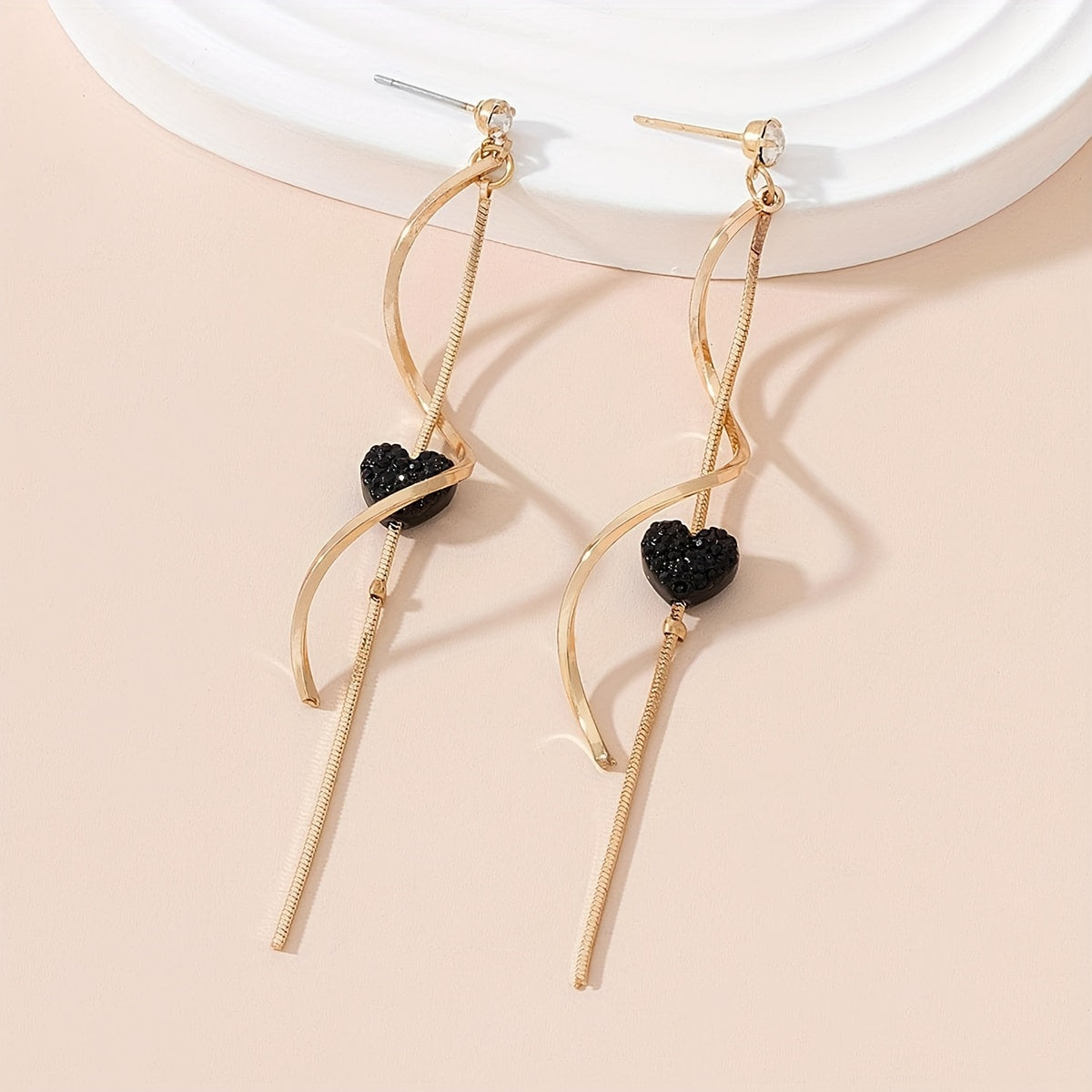 Emma | Black heart design spiral line dangle earrings