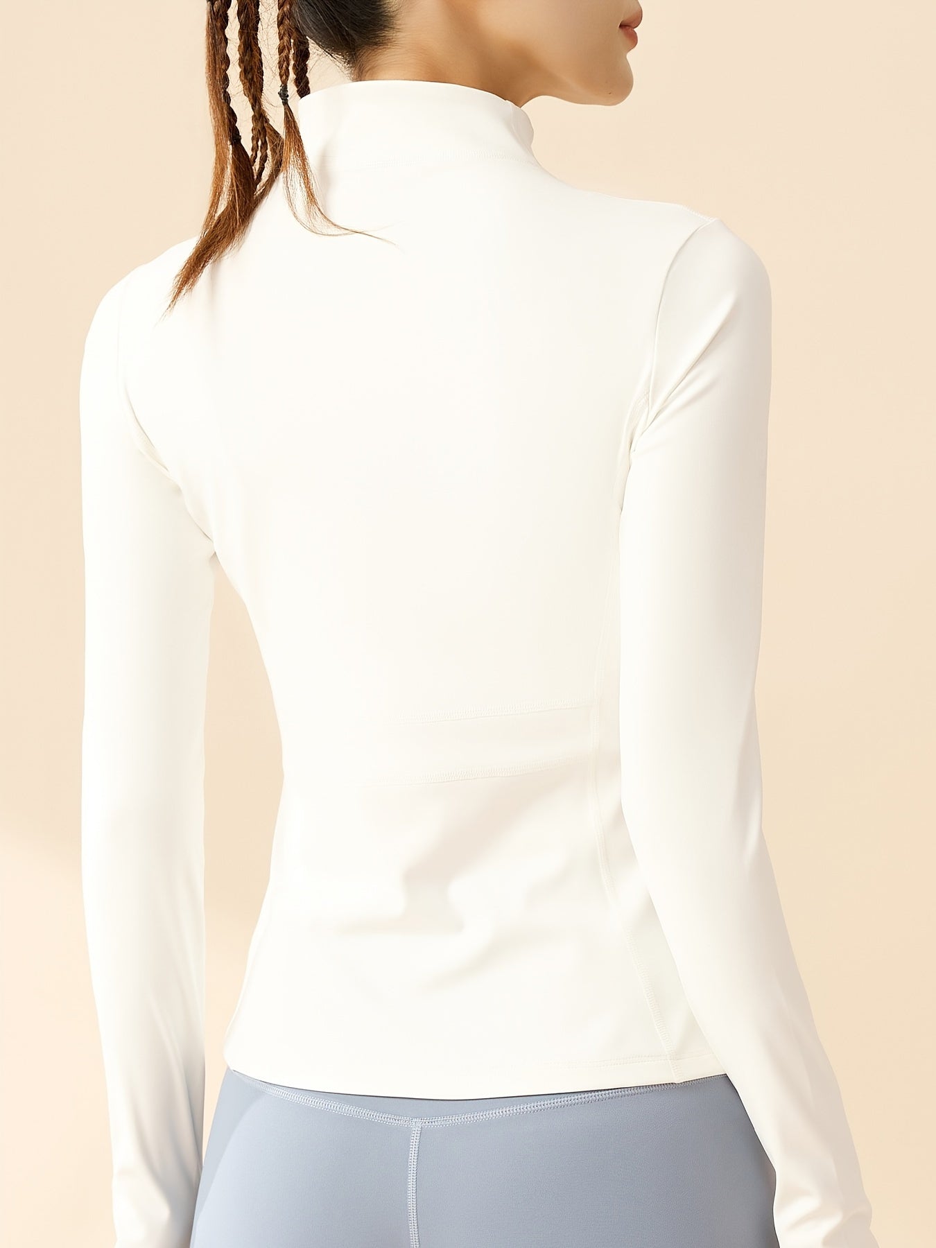 Eva | Cropped sports jacket with breathable fabric and stand-up collar
