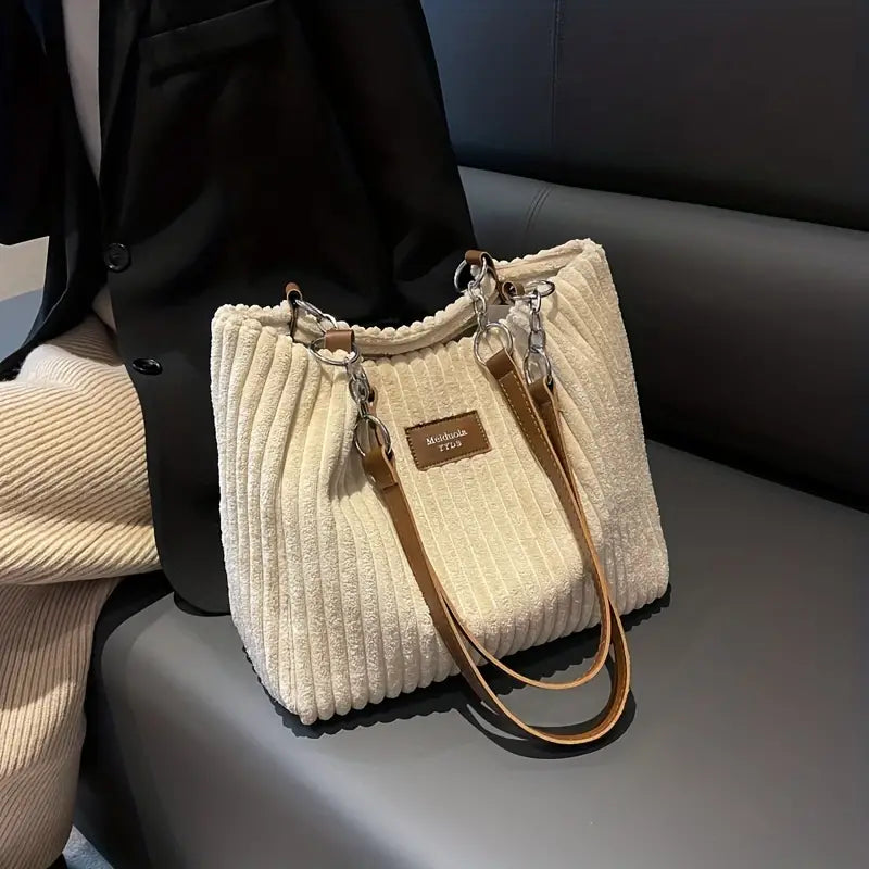 Eva | Stylish Shoulder Bag in Black Leather