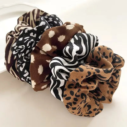 Set of 5 scrunchies with animal prints
