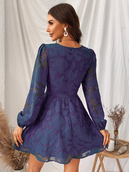 Jasmijn | Long Sleeve Flare Dress with V-Neck