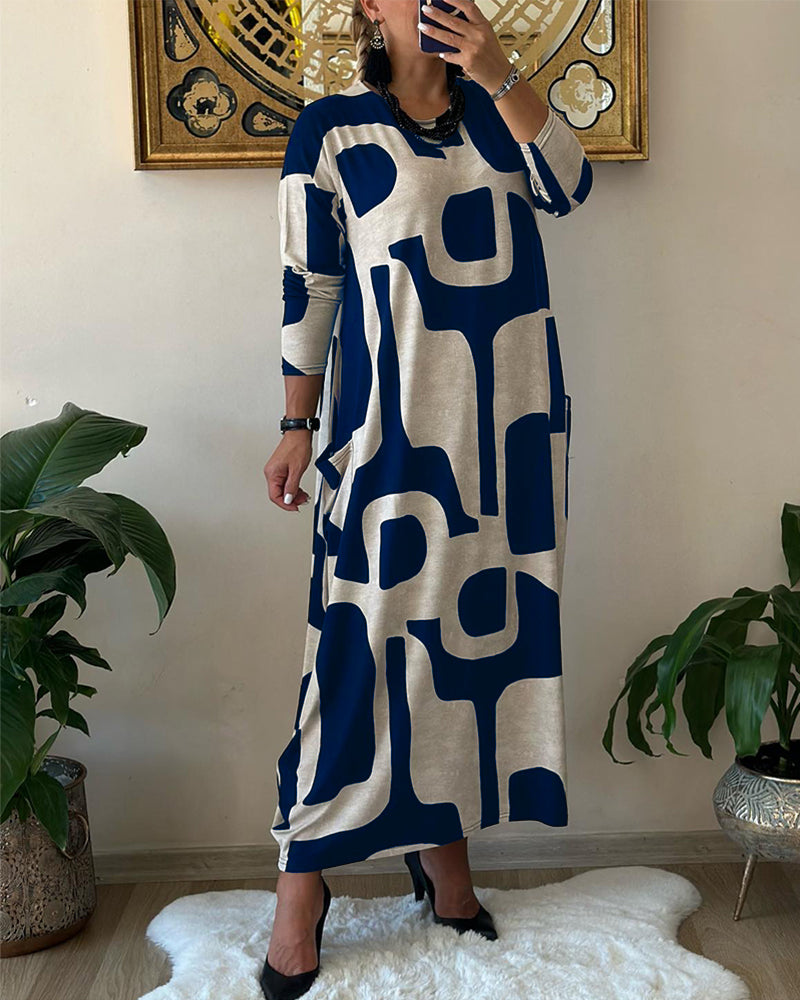 Dress with Long Sleeves and Black and White Print