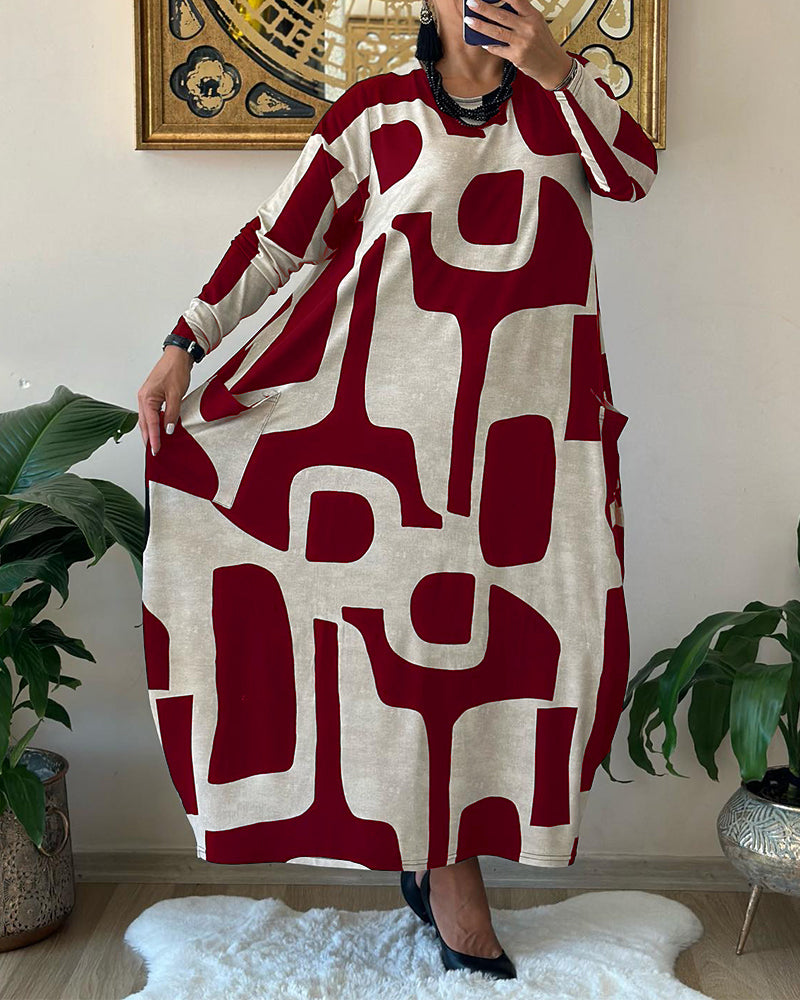 Dress with Long Sleeves and Black and White Print