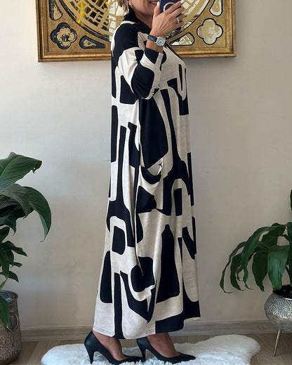 Dress with Long Sleeves and Black and White Print