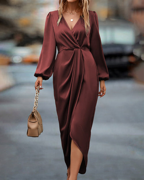 Kim | Elegant dress with lantern sleeves and v-neck