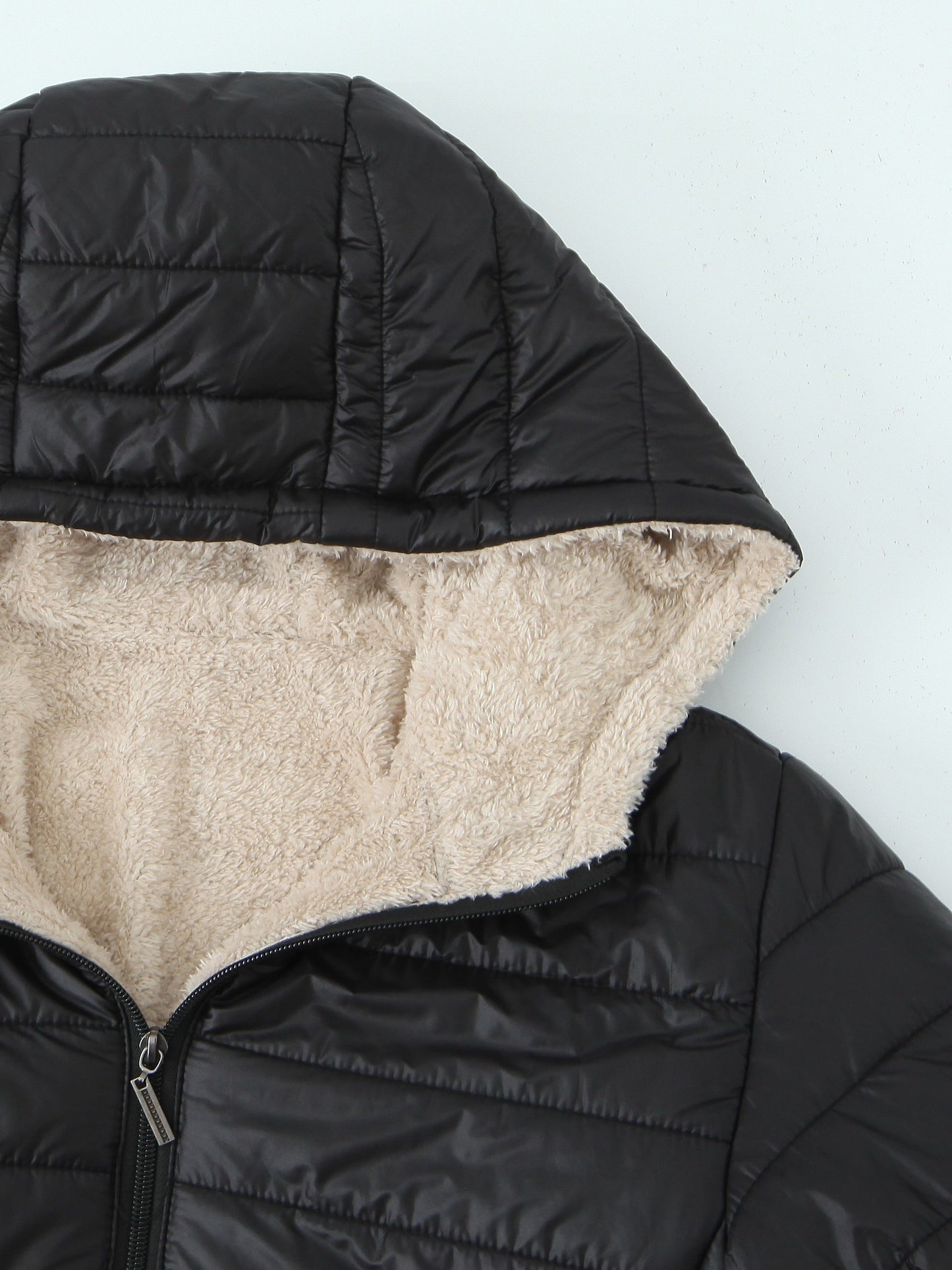 Lotte | Padded ladies' cape in solid colour