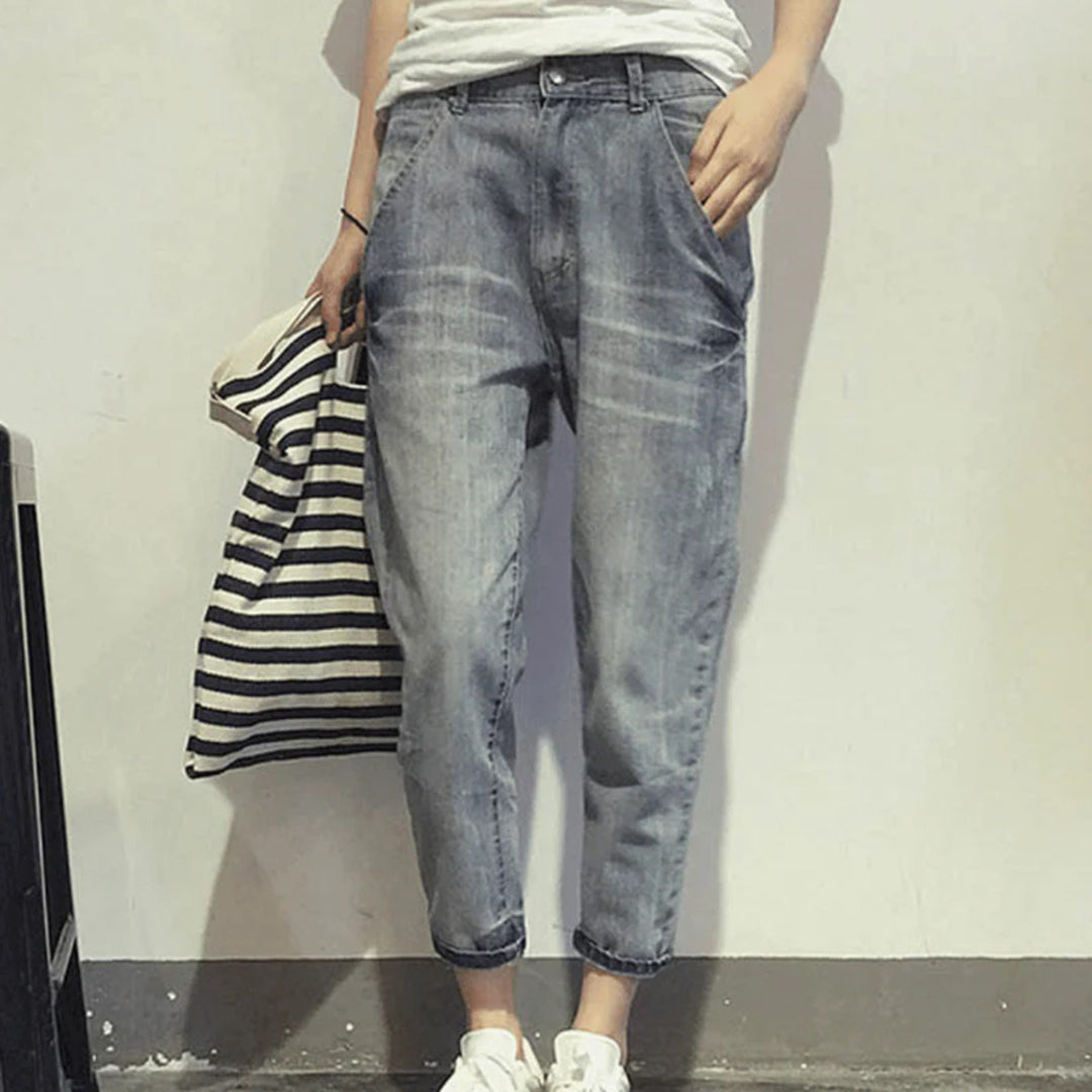 Luna | Trendy and Comfortable Jeans