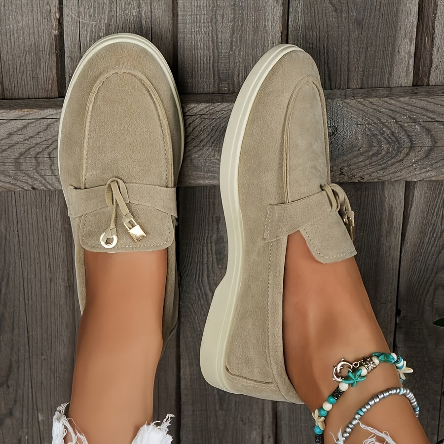 Mila | Women's tassel loafer with iron ring and decoration