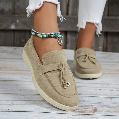 Mila | Women's tassel loafer with iron ring and decoration
