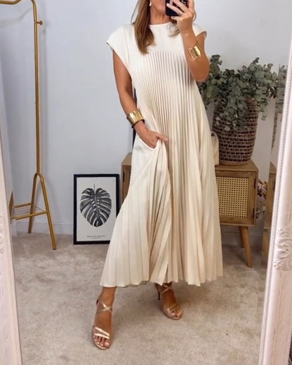 Sleeveless Pleated Simple Solid Colour Dress