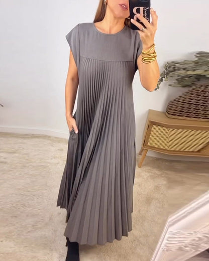 Sleeveless Pleated Simple Solid Colour Dress