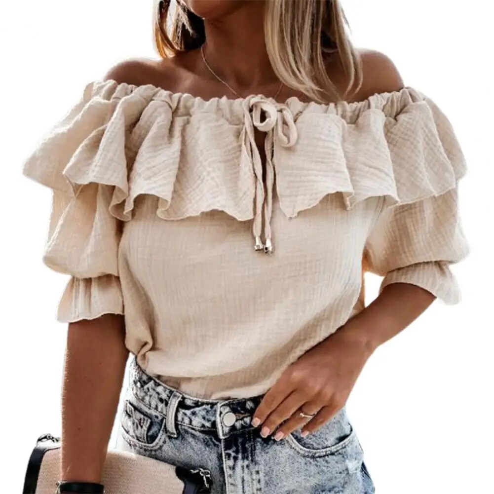 Casual blouse with ruffles