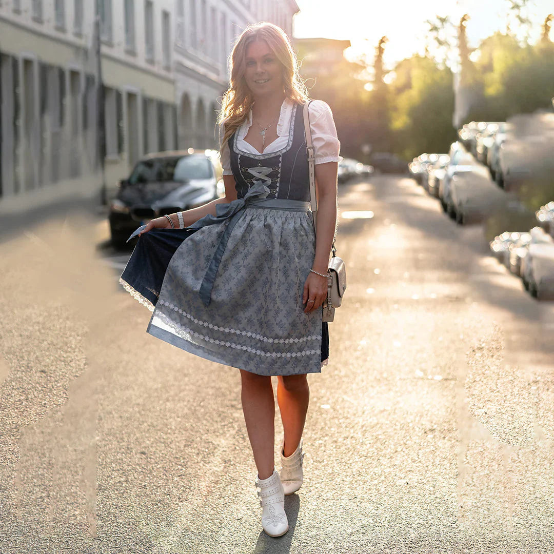 Oktoberfest | Elegant ladies' dirndl with apron and blouse