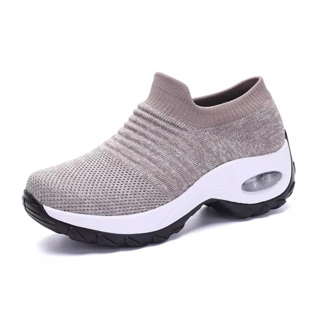 Supportive shoes with arch support