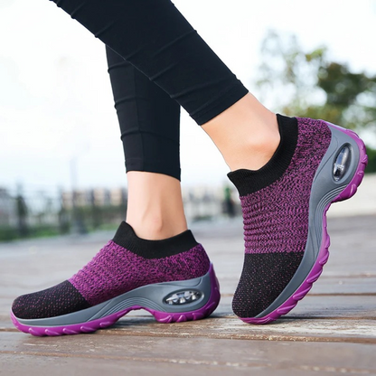 Supportive shoes with arch support