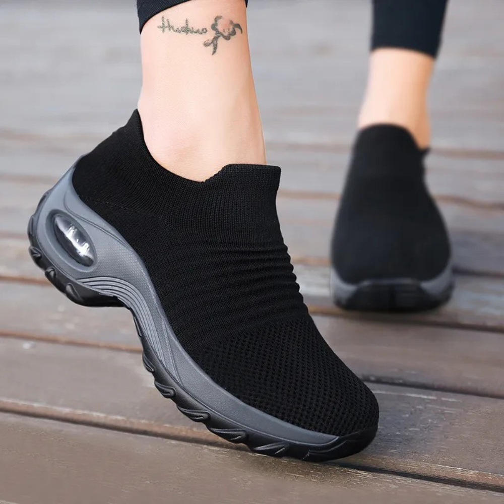 Supportive shoes with arch support