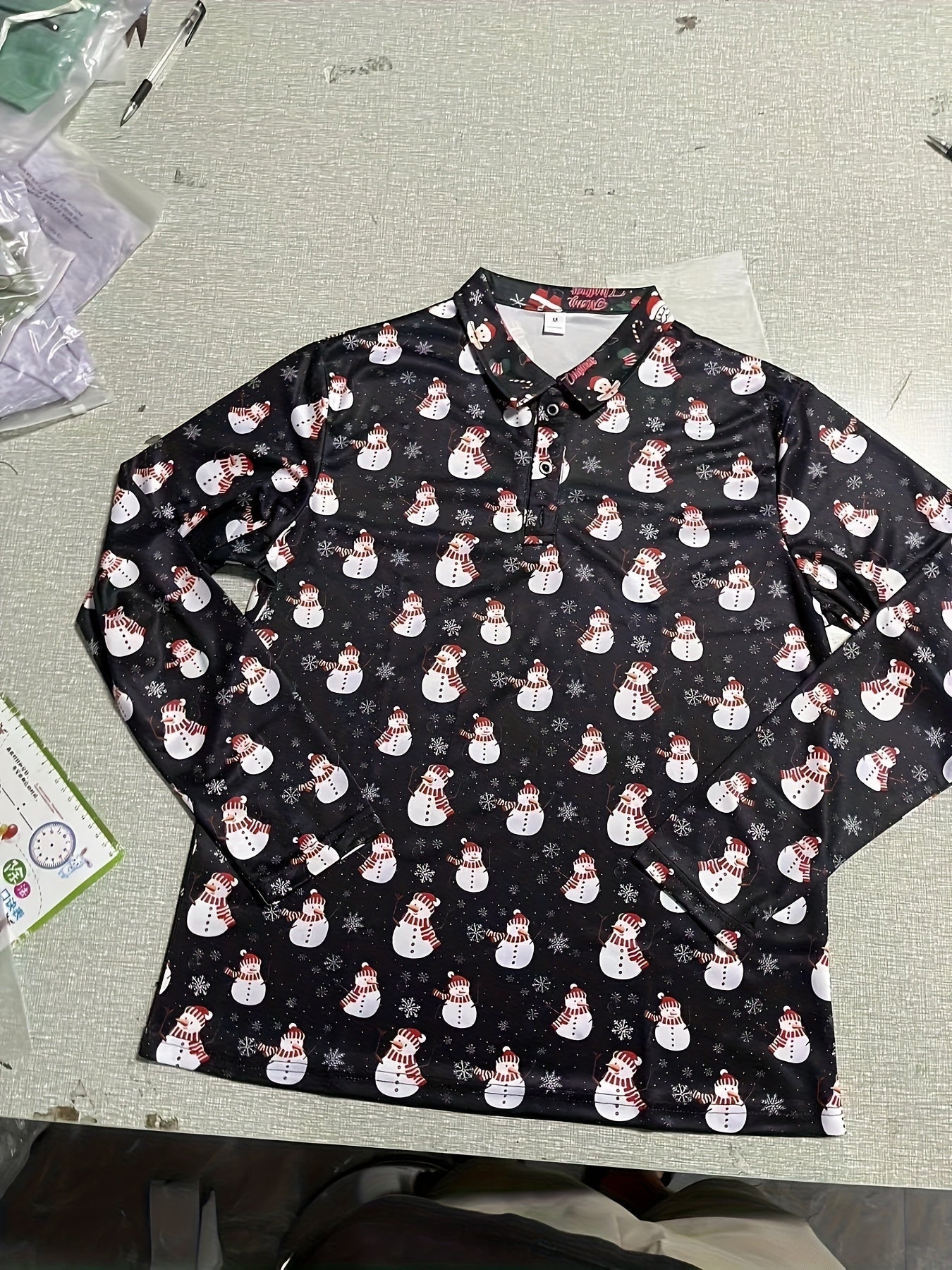Pim | Casual shirt with Santa print and button closure