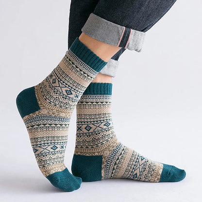Sofie | Super warm Scandinavian sheep wool socks