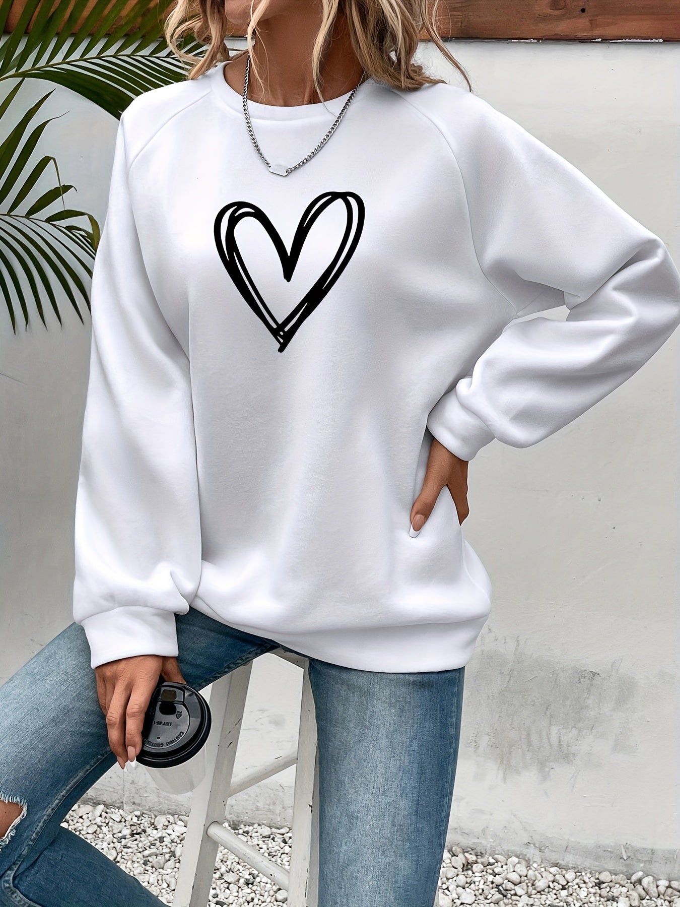 Sophie | Casual sweatshirt with heart print