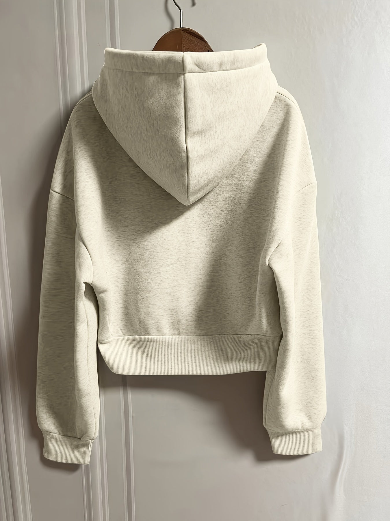 Sophie | Plain hoodie with zip and drawstring