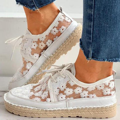 Sophie | Airy shoe with floral pattern