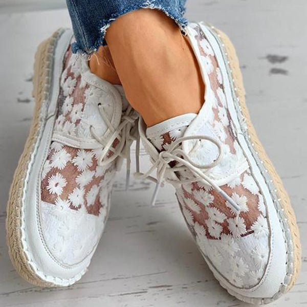 Sophie | Airy shoe with floral pattern