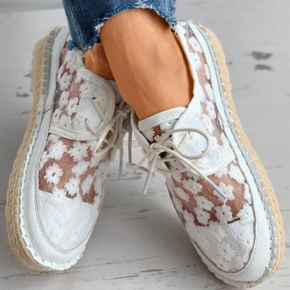 Sophie | Airy shoe with floral pattern