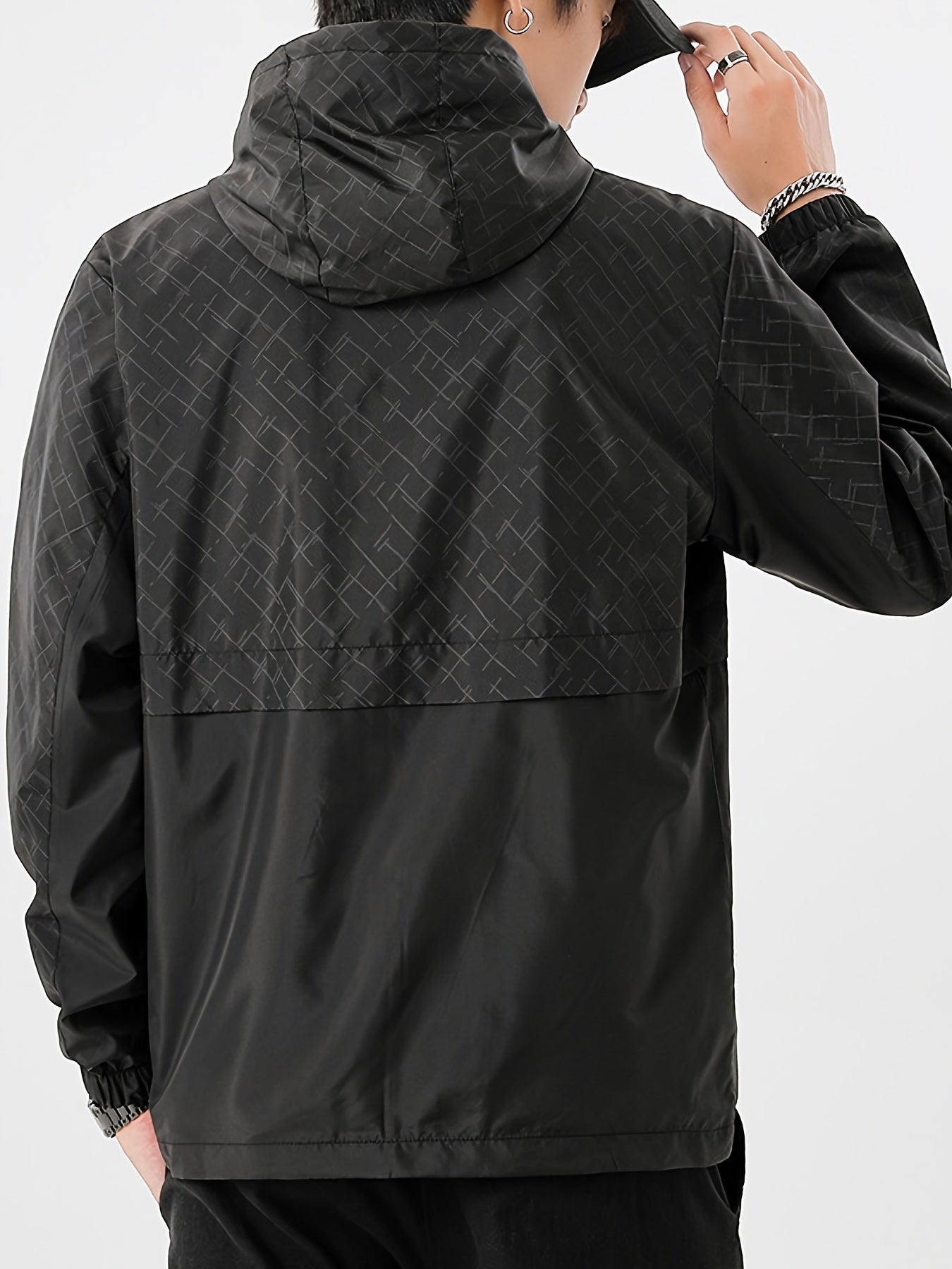Tim | Lightweight men's windbreaker with check pattern and hood