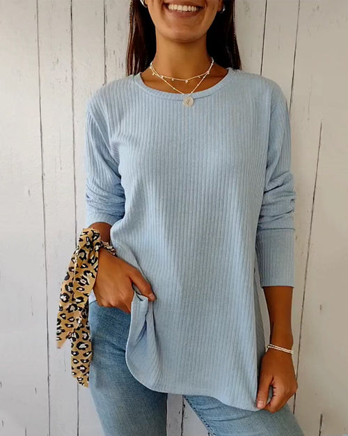 Top with long sleeves and round neck