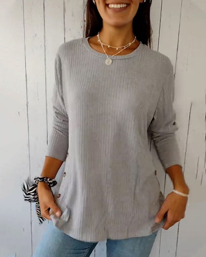 Top with long sleeves and round neck